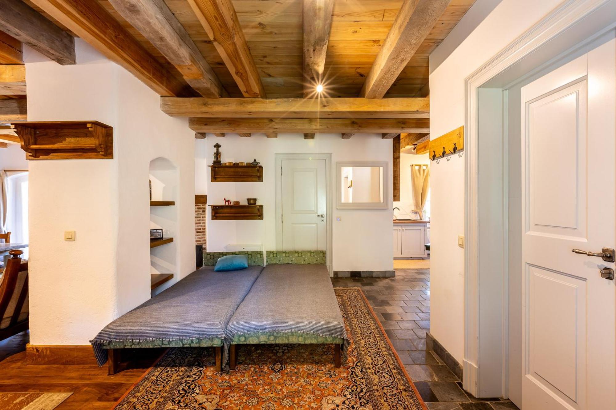 Gosciniec Pod Zajacem Bed and Breakfast Oleśnica Exteriör bild