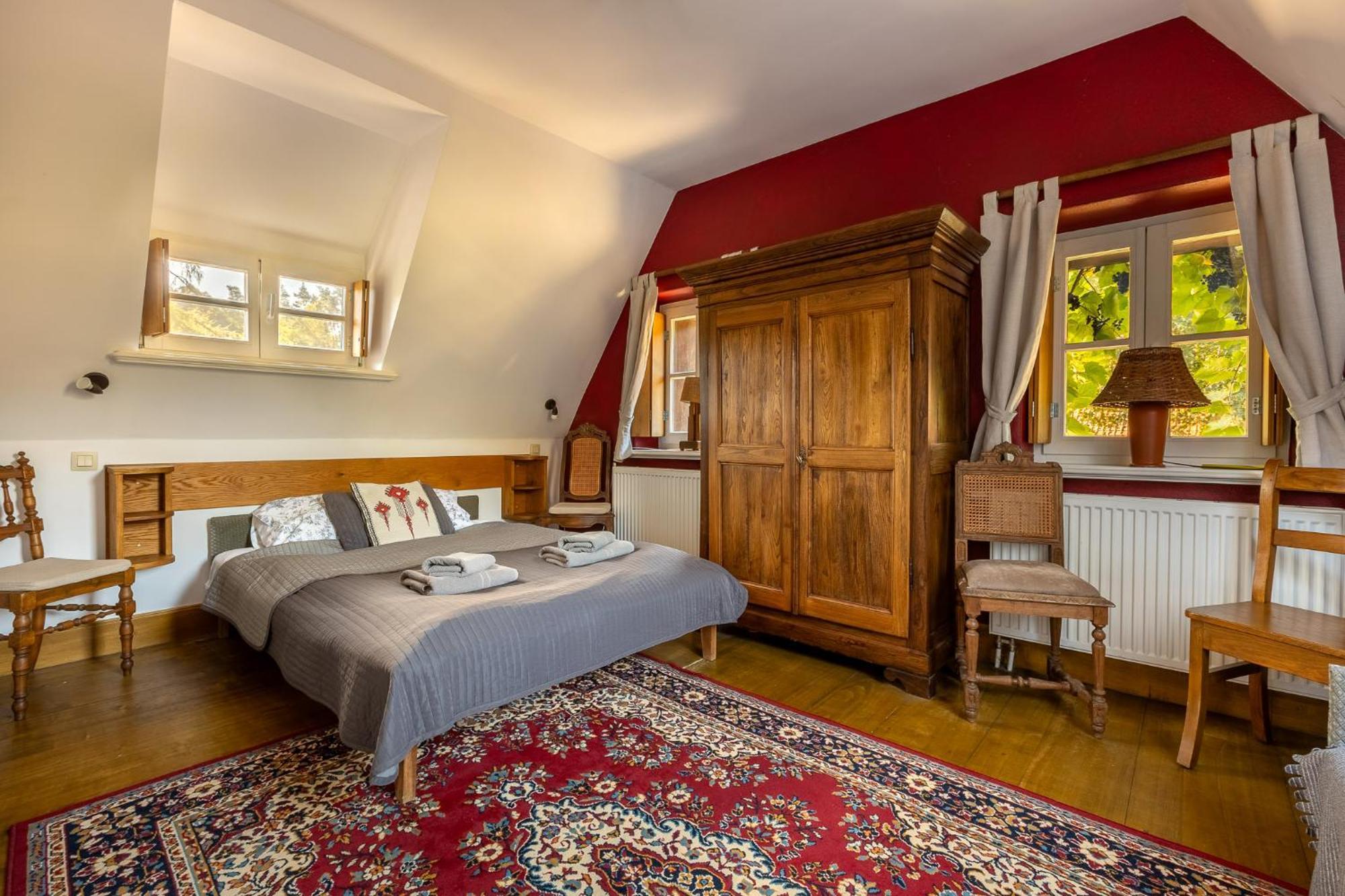 Gosciniec Pod Zajacem Bed and Breakfast Oleśnica Exteriör bild