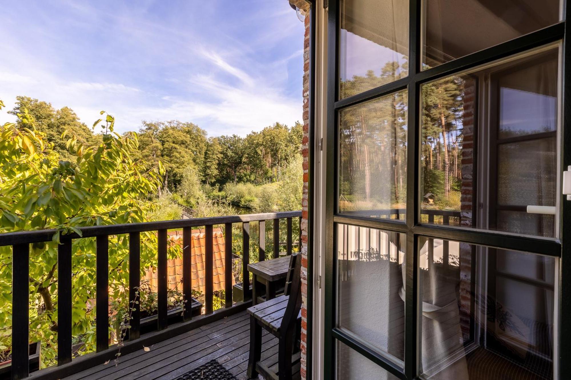 Gosciniec Pod Zajacem Bed and Breakfast Oleśnica Exteriör bild